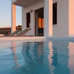 Bed & Breakfast Aplada Oia