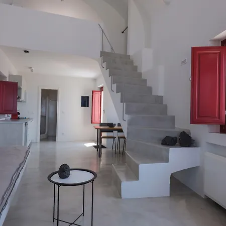 Aplada Bed & Breakfast Oia