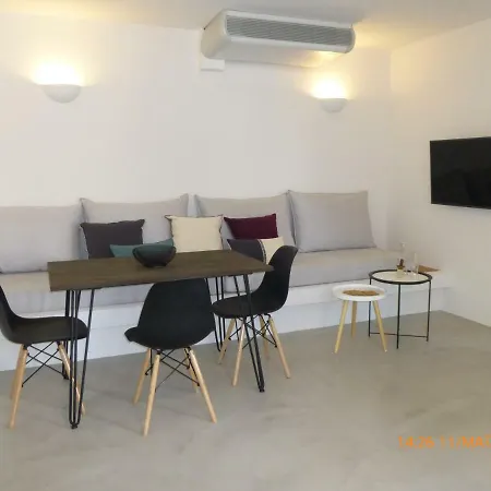 Aplada 4* Oia
