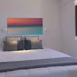 Aplada Oda ve Kahvaltı 4*