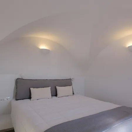 Aplada 5* Oia