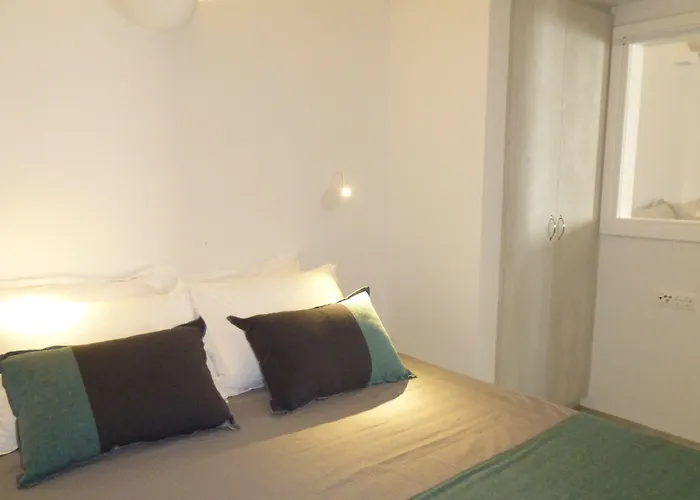 Bed & Breakfast Aplada Oia