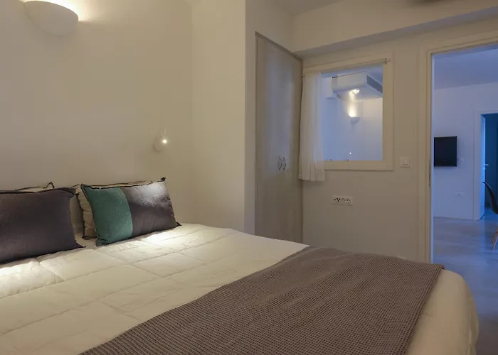 Aplada Bed & Breakfast Oia